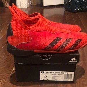 Adidas predator Turf soccer shoes